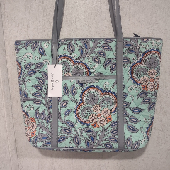 Vera Bradley Trimmed Fan Flowers Bag - Picture 2 of 16